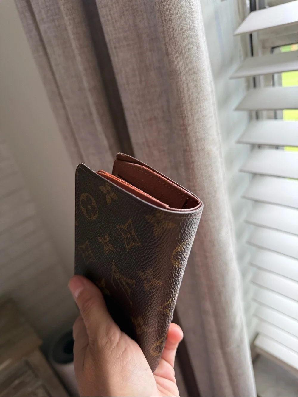 Authentic Louis Vuitton Monogram Canvas Card & kisslock Key Holder wallet
